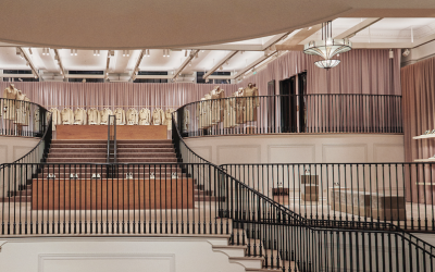 BURBERRY repagina sua Flagship Store em Londres