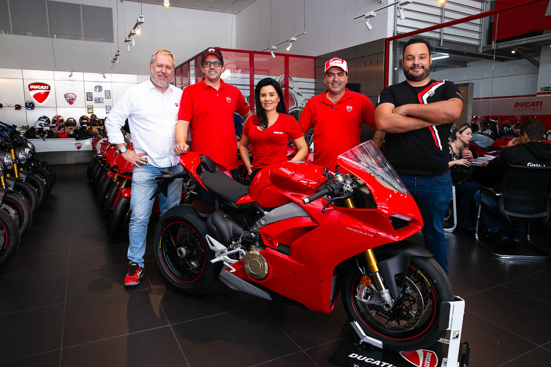 Moto mais cara do país é vendida pela DUCATI Campinas